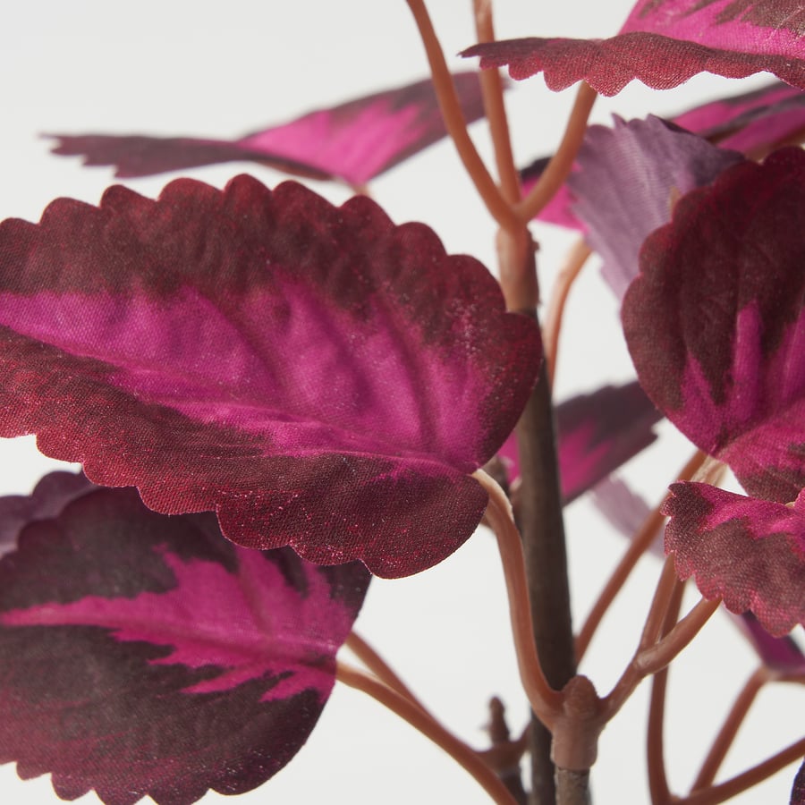Artificial Plant Nettle Red