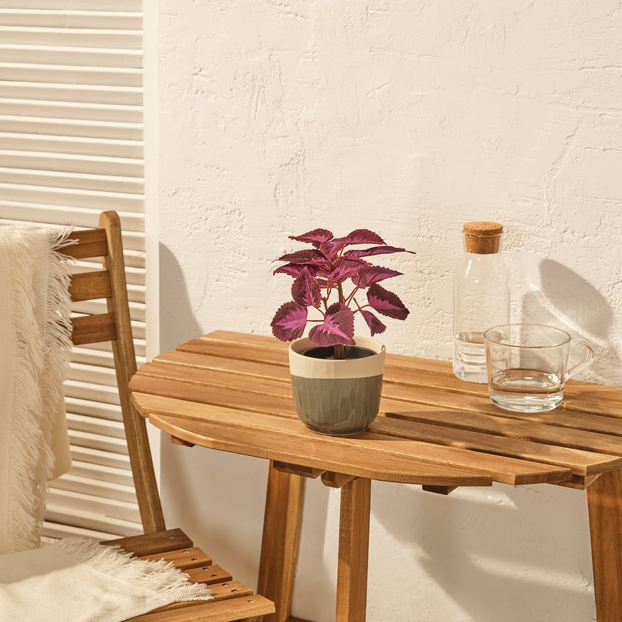 Artificial Plant Nettle Red