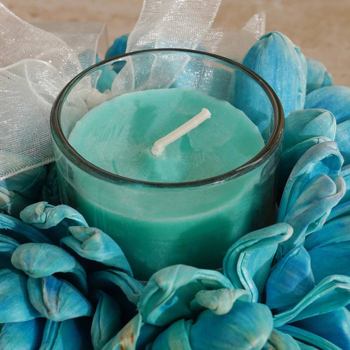 Scented Candle With Flowers