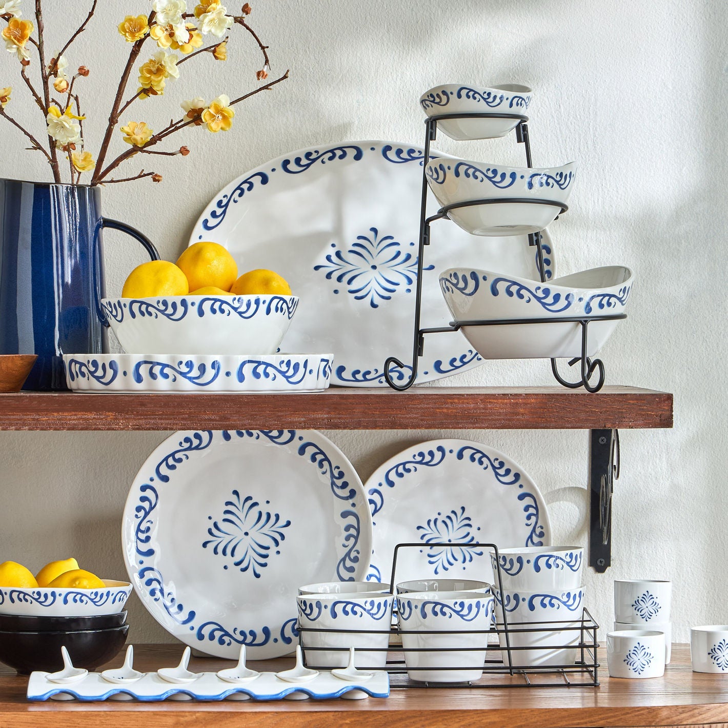 Set of 4 Dip Bowls with Platter