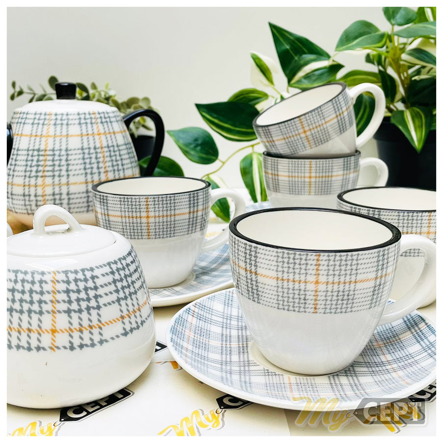 Set of 6 Cup & Saucer Checkered Design