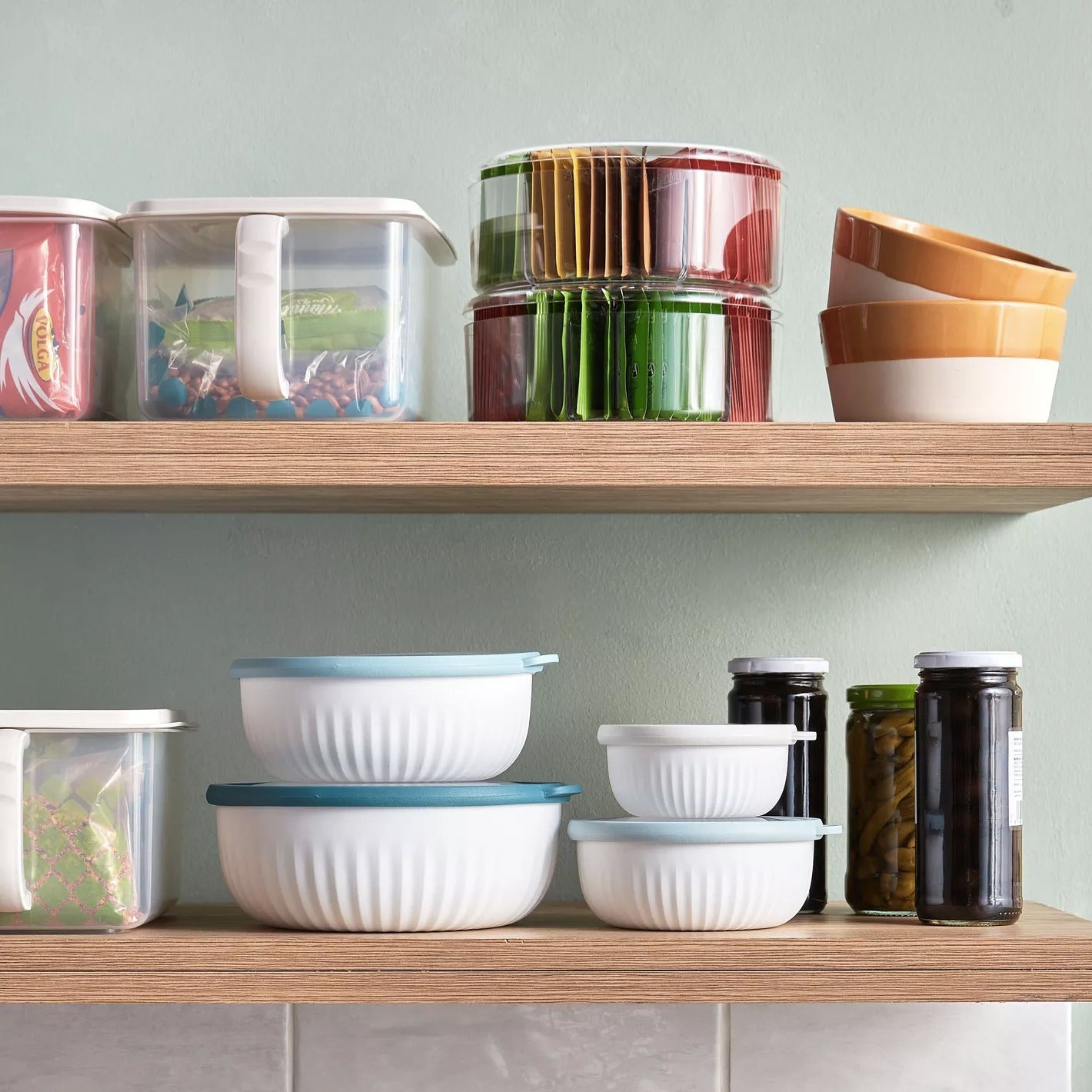 4-Pc Airtight Bowl Set With Lid - White/Blue