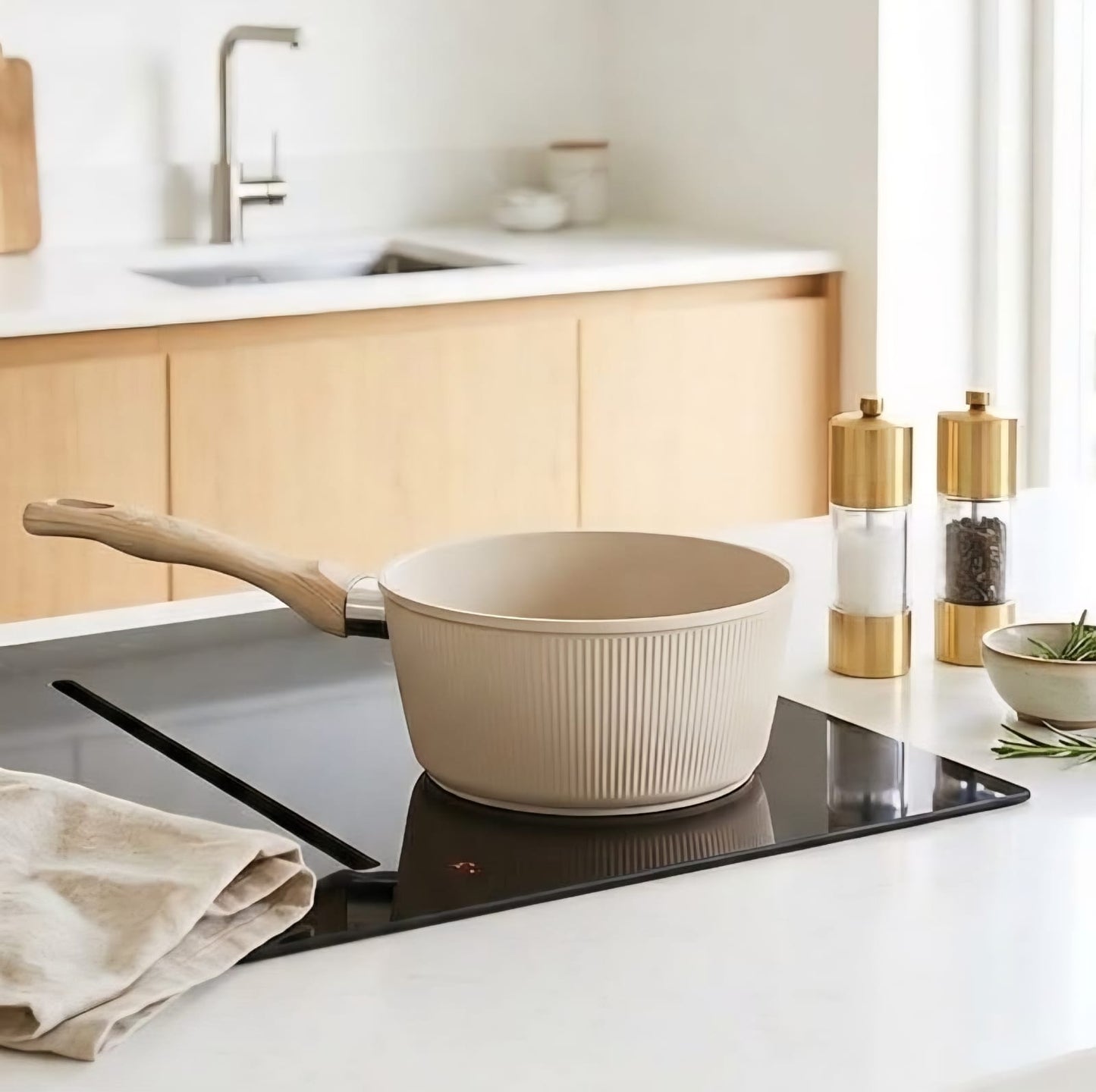 Non-Stick Sauce Pan