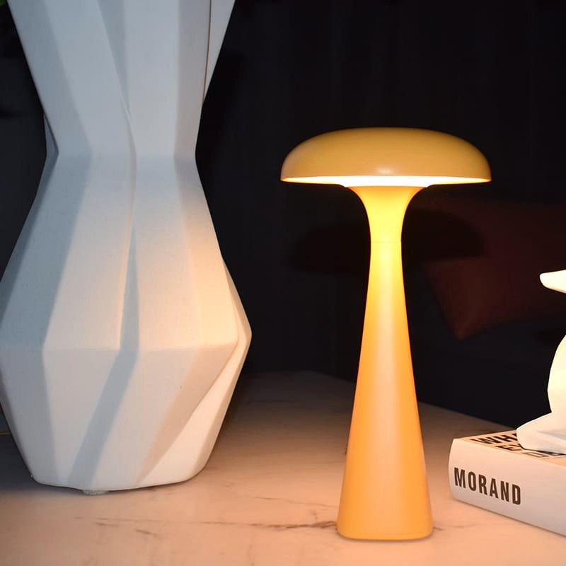 Jellyfish LED Table Lamp Yellow