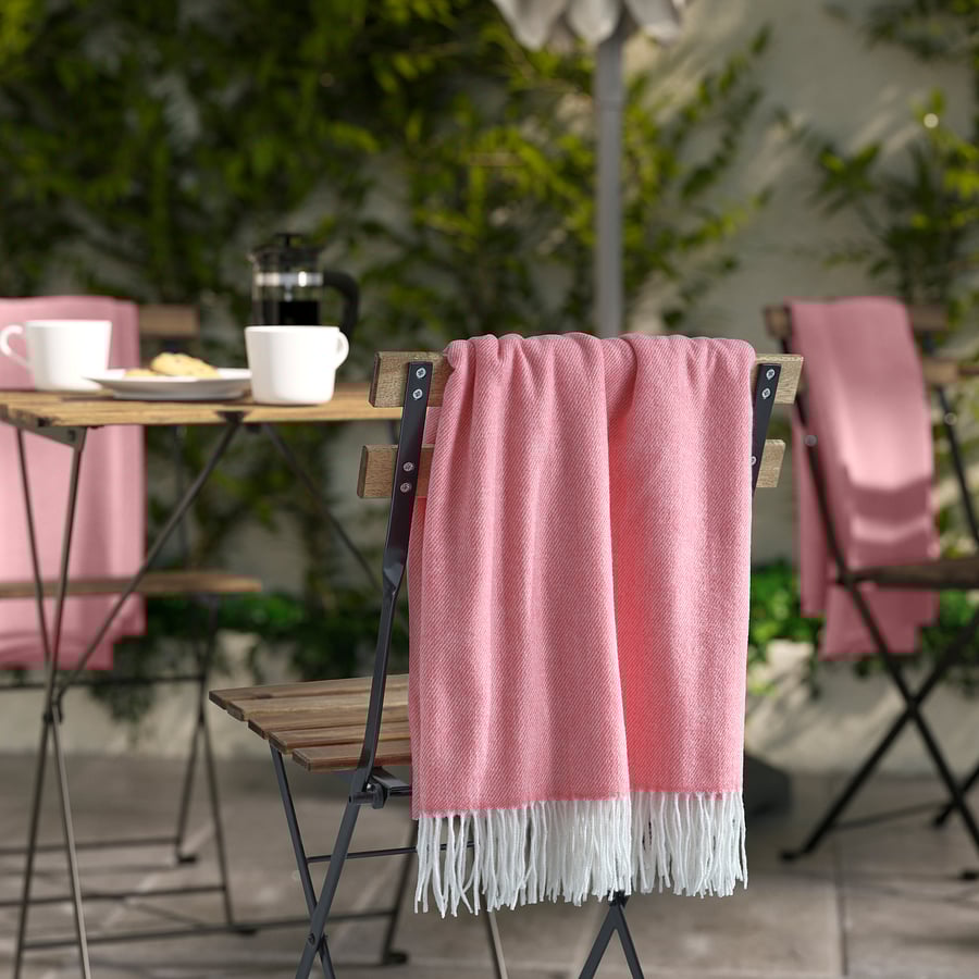 Winter Throw Pink