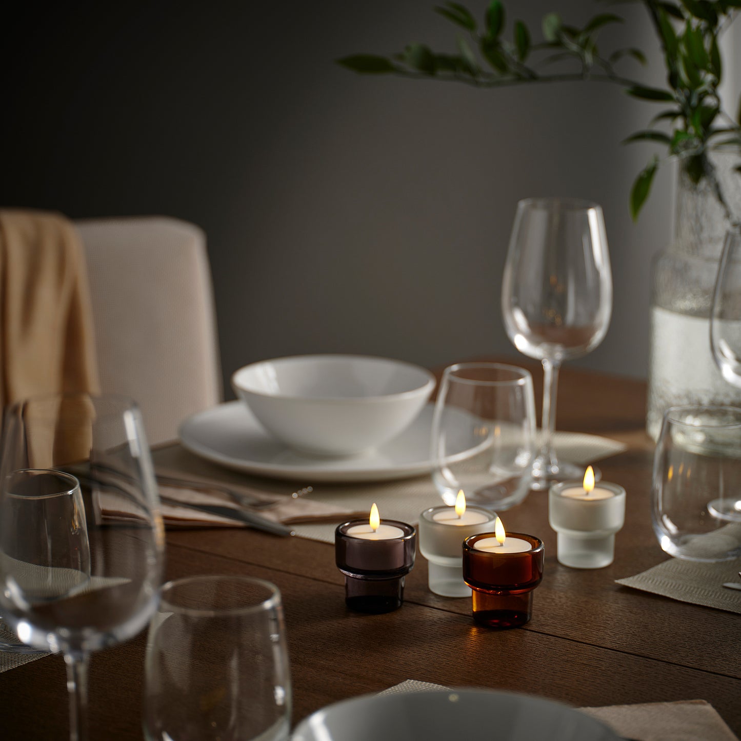 LED Tealights with Charging Tray