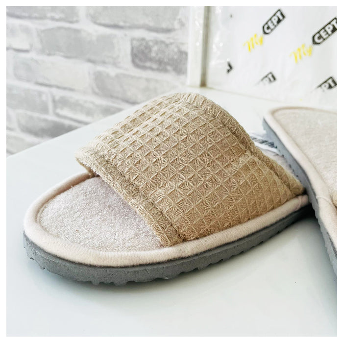 Slippers Beige